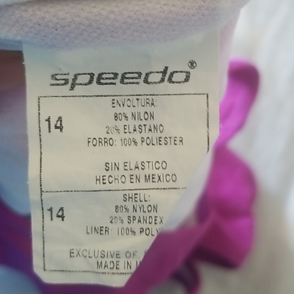 Speedo one-piece swimsuit - Picture 3 of 3